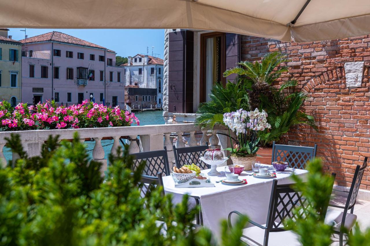 Ca' Dei Cuori On The Grand Canal Venedig Exterior foto